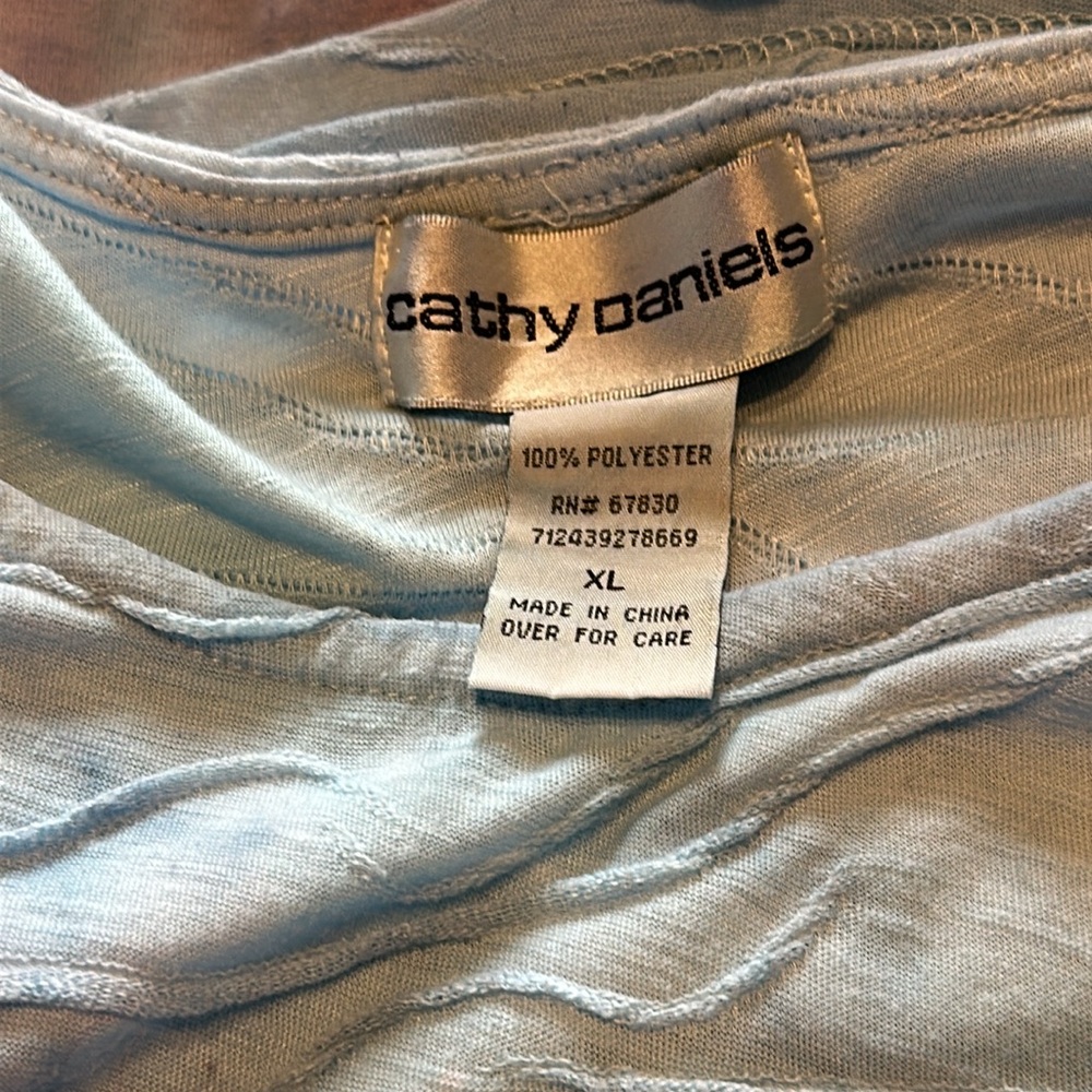 Tye dye top - Picture 6 of 6